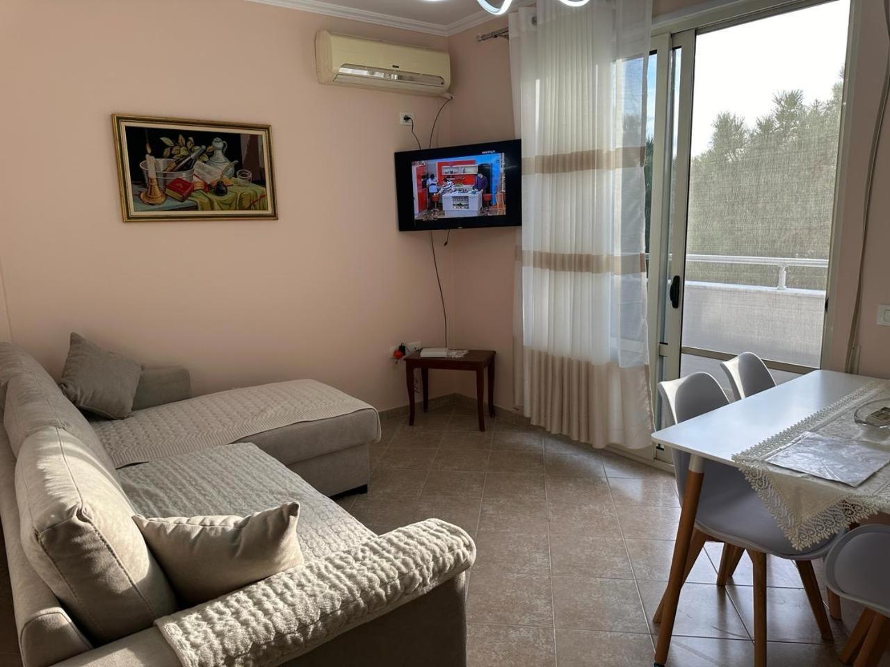 Sunset Sea View - Beachfront Balcony - Ac - Wifi Durrës Exterior foto